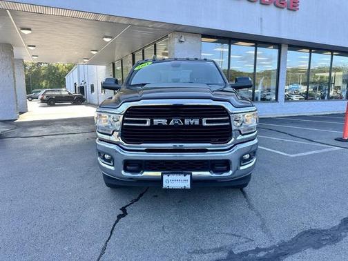 2021 RAM 2500 Big Horn Crew Cab 4x4 6'4' Box