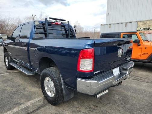 2019 RAM 2500 Tradesman Crew Cab 4x4 6'4' Box