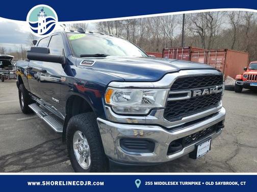 2019 RAM 2500 Tradesman Crew Cab 4x4 6'4' Box