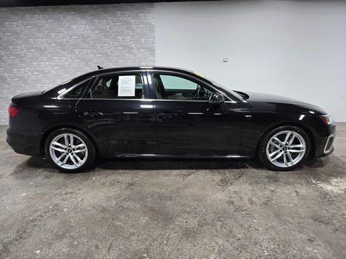 2023 Audi A4 45 S line Premium Plus
