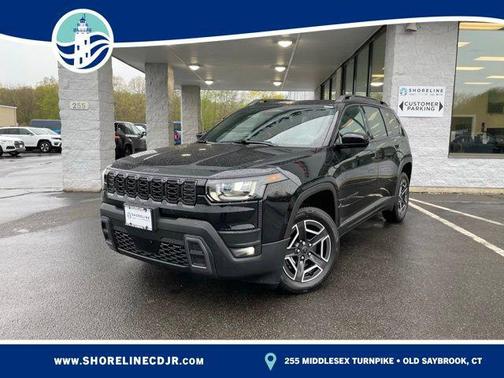 Diamond Black Crystal Pearlcoat 2026 Jeep Cherokee Laredo