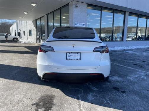 2023 Tesla Model Y Long Range Dual Motor All-Wheel Drive