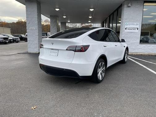 2023 Tesla Model Y Long Range Dual Motor All-Wheel Drive