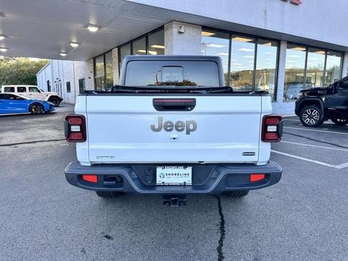 2021 Jeep Gladiator Overland