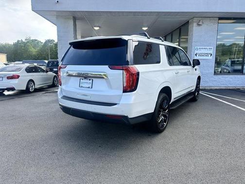2021 GMC Yukon XL SLT
