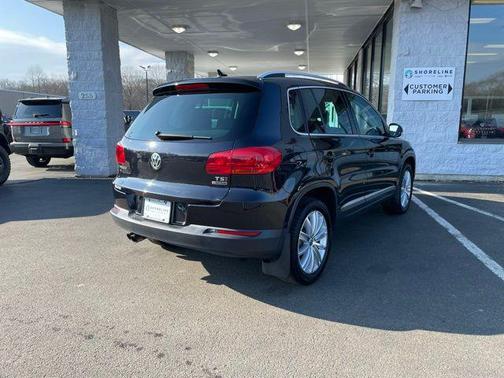 2016 Volkswagen Tiguan SE
