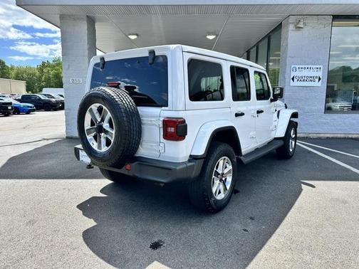 2022 Jeep Wrangler Unlimited Sahara