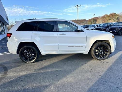 2021 Jeep Grand Cherokee Laredo