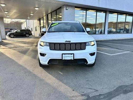 2021 Jeep Grand Cherokee Laredo