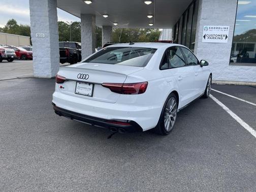 2023 Audi S4 Premium Plus TFSI quattro Tiptronic