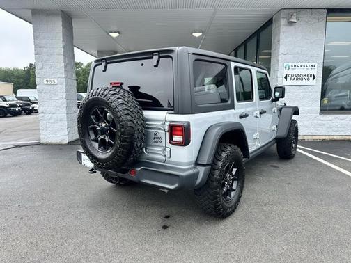 2024 Jeep Wrangler Willys