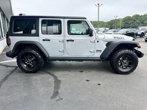 2024 Jeep Wrangler Willys