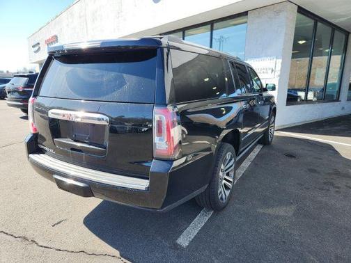 Onyx Black 2018 GMC Yukon XL Denali