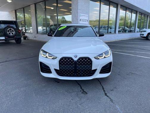 Alpine White 2023 BMW M440 i xDrive