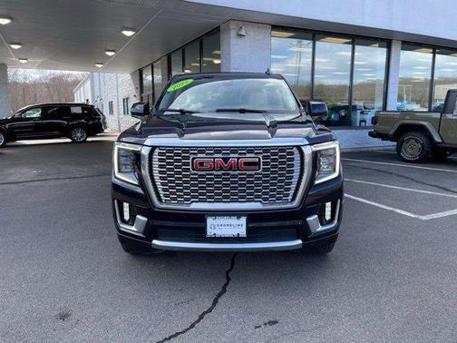Midnight Blue Metallic 2022 GMC Yukon XL Denali