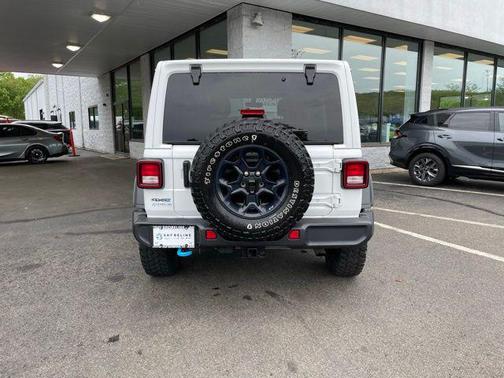 Bright White Clearcoat 2023 Jeep Wrangler 4xe Base