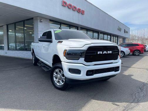 Bright White Clearcoat 2020 RAM 2500 Big Horn Crew Cab 4x4 8' Box