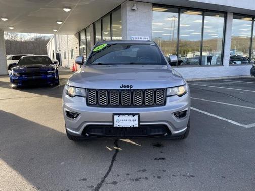 2021 Jeep Grand Cherokee Laredo