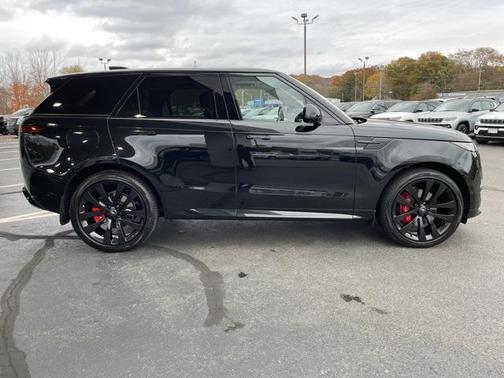 2023 Land Rover Range Rover Sport SE