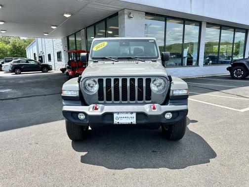 2022 Jeep Gladiator Sport S