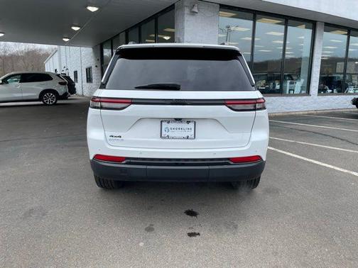 2023 Jeep Grand Cherokee Altitude