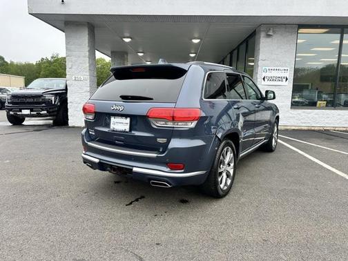 2020 Jeep Grand Cherokee Summit