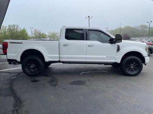 Star White Metallic Tri-Coat 2022 Ford F-350 Platinum