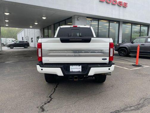 Star White Metallic Tri-Coat 2022 Ford F-350 Platinum