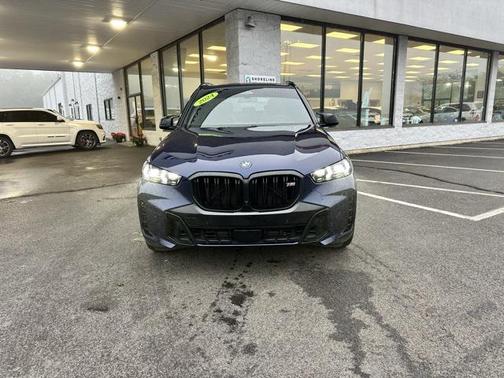 2024 BMW X5 M60i