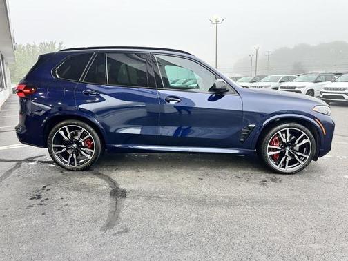 2024 BMW X5 M60i