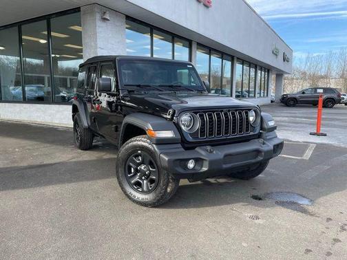 Black Clearcoat 2026 Jeep Wrangler Sport