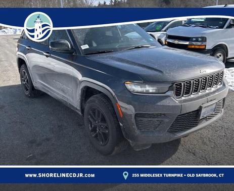 2025 Jeep Grand Cherokee Laredo