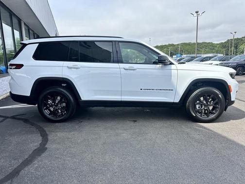 2025 Jeep Grand Cherokee L Altitude