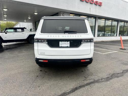 2023 Jeep Grand Wagoneer 4x4