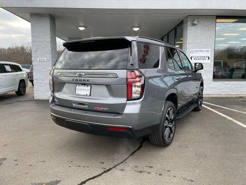 2022 Chevrolet Tahoe 4WD RST