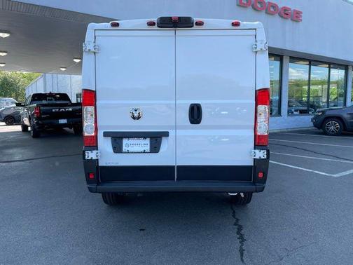 Bright White Clearcoat 2025 RAM ProMaster 2500 Tradesman
