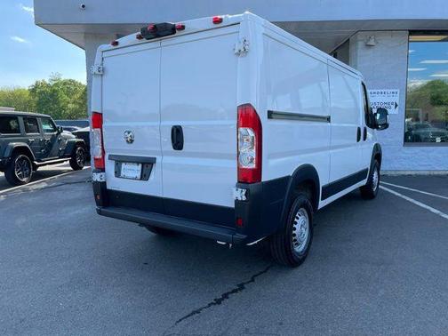 Bright White Clearcoat 2025 RAM ProMaster 2500 Tradesman