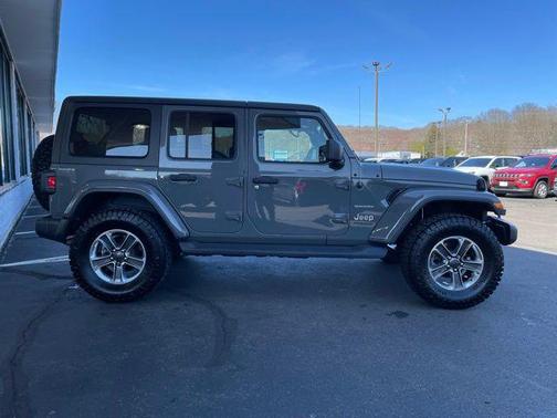 2020 Jeep Wrangler Unlimited Sahara