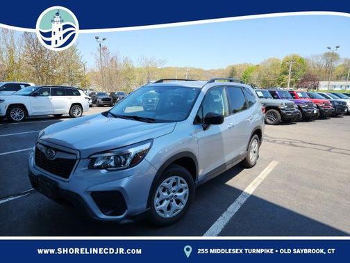 Ice Silver Metallic 2019 Subaru Forester Base