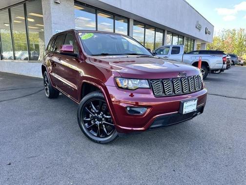 2022 Jeep Grand Cherokee Laredo