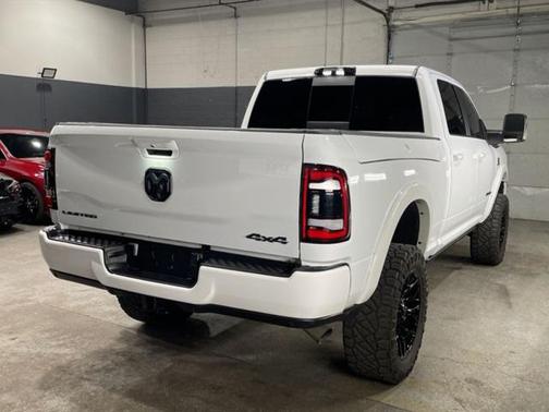 2024 RAM 2500 Limited Crew Cab 4x4 6'4' Box