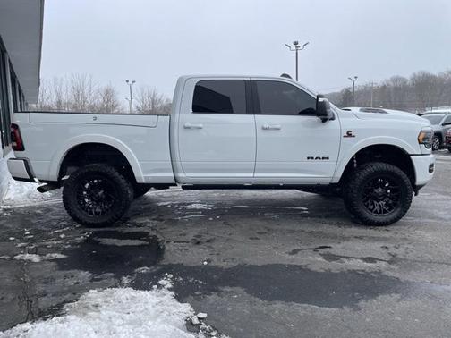 2024 RAM 2500 Limited Crew Cab 4x4 6'4' Box