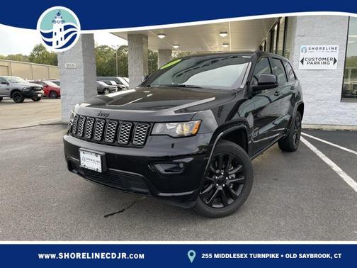 2022 Jeep Grand Cherokee Laredo