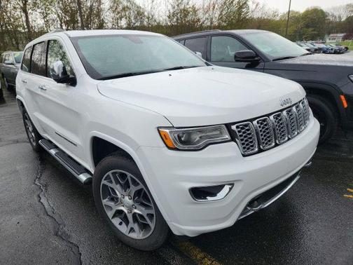 Bright White Clearcoat 2021 Jeep Grand Cherokee Overland