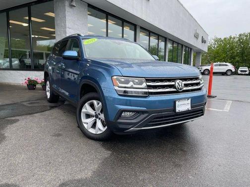 Pacific Blue Metallic 2019 Volkswagen Atlas 3.6L SE w/Technology