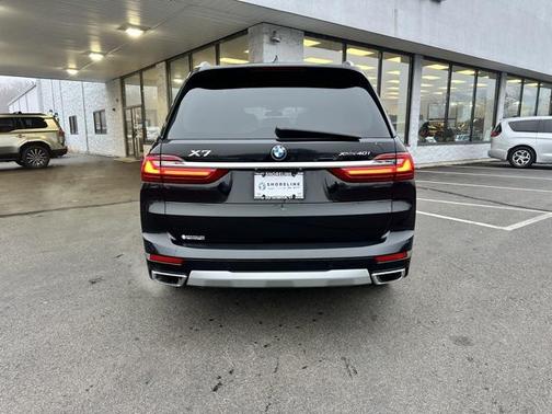 2022 BMW X7 xDrive40i