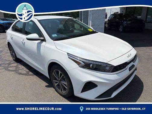 Snow White Pearl 2023 Kia Forte LXS