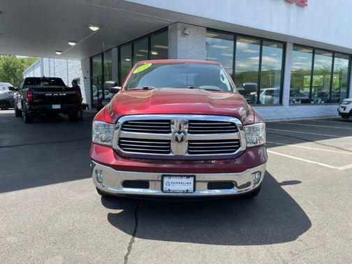 Delmonico Red Pearlcoat 2019 RAM 1500 Big Horn