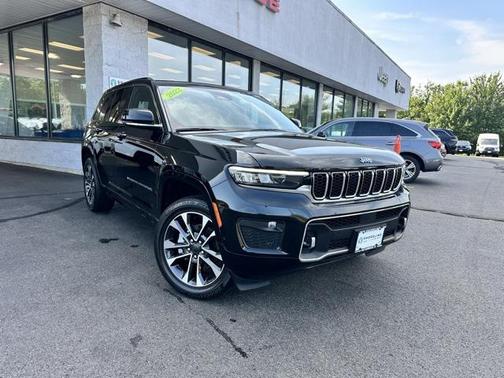 2022 Jeep Grand Cherokee Overland