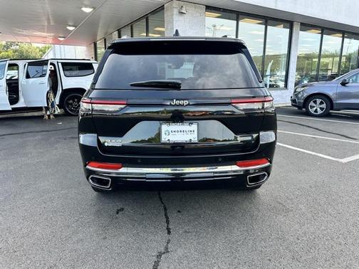 2022 Jeep Grand Cherokee Overland